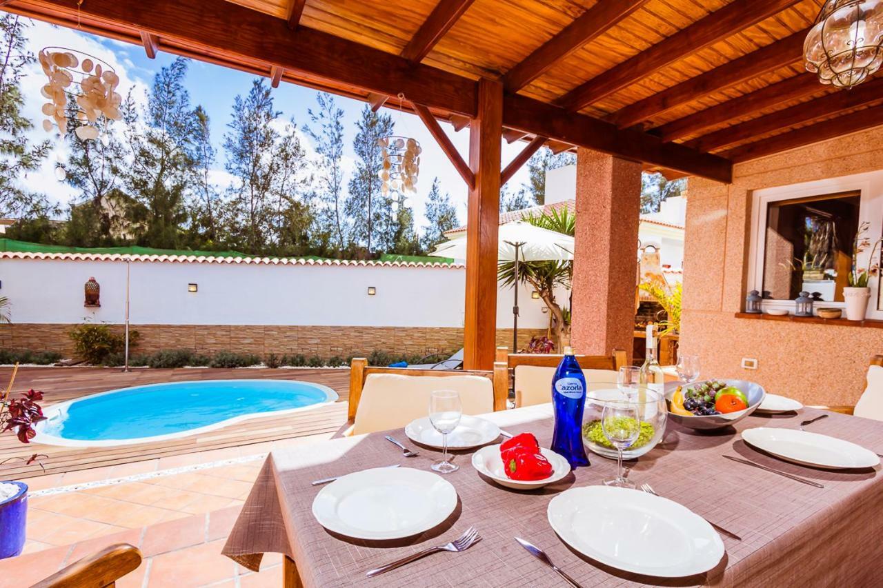Villa Hibiscus Centrum Corralejo Beach Private Pool Family Ngoại thất bức ảnh
