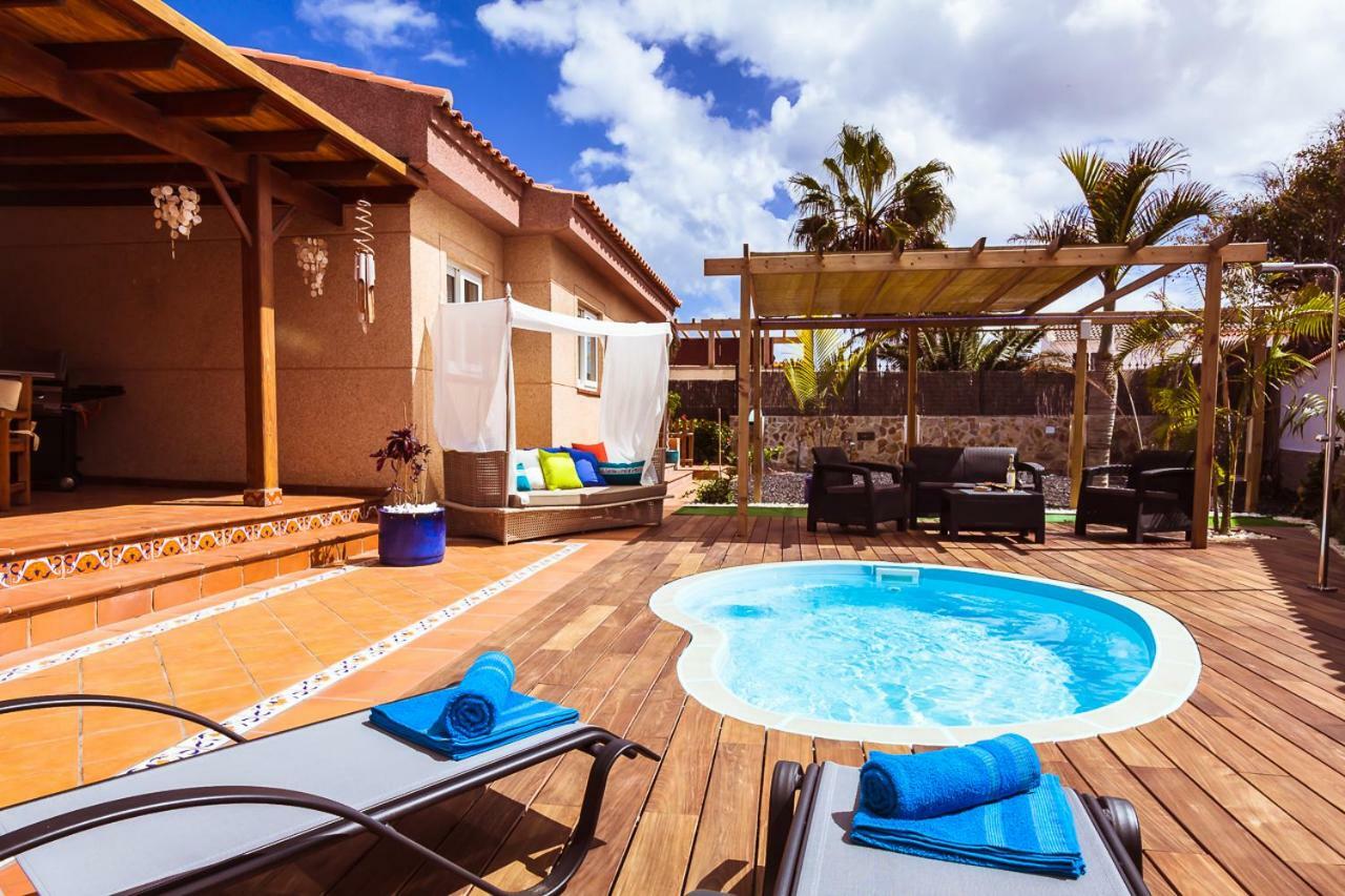 Villa Hibiscus Centrum Corralejo Beach Private Pool Family Ngoại thất bức ảnh