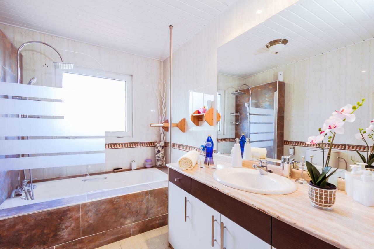 Villa Hibiscus Centrum Corralejo Beach Private Pool Family Ngoại thất bức ảnh