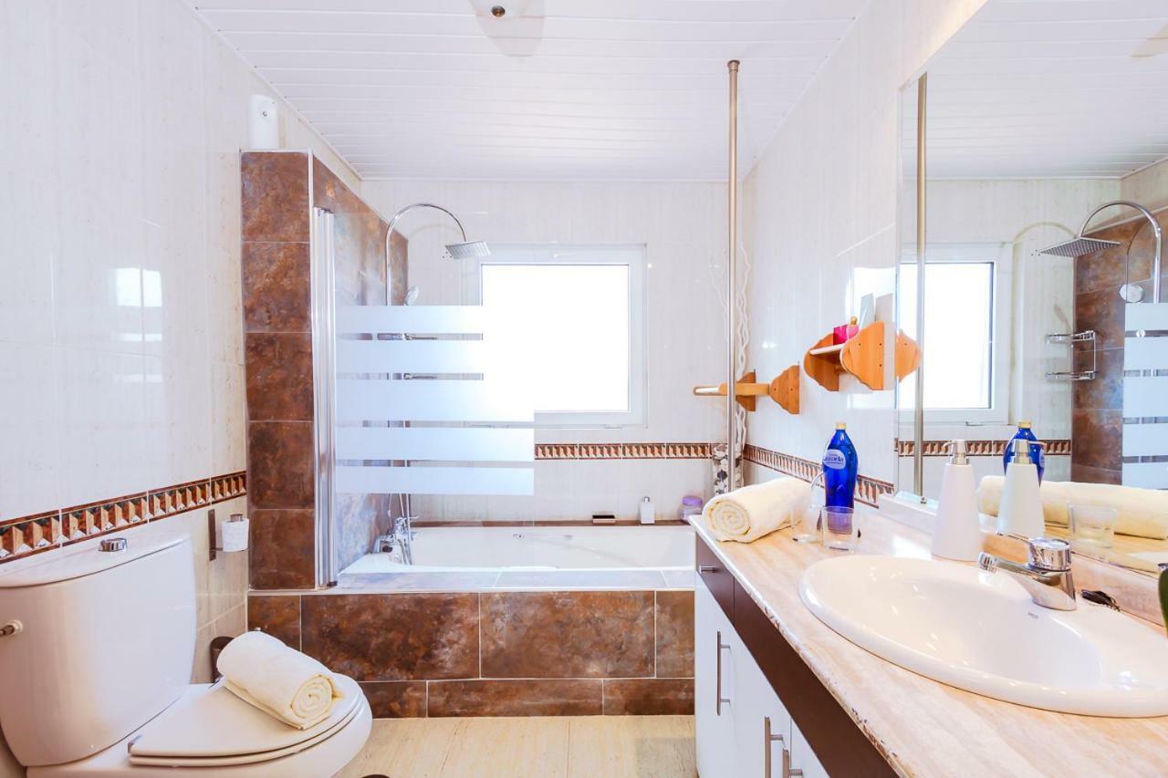 Villa Hibiscus Centrum Corralejo Beach Private Pool Family Ngoại thất bức ảnh